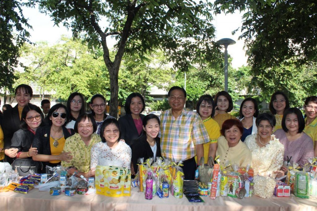 สาขาวิชาพยาบาลศาสตร์ ร่วมสืบสานประเพณีวันสำคัญทางพระพุทธศาสนาในโครงการ “ทำบุญ เวียนเทียน ฟังธรรม วันอาสาฬหบูชาและวันเข้าพรรษา”